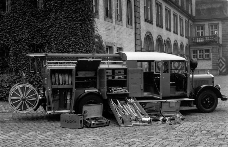  Mercedes-Benz LoS3500 Feuerwehr-Kraftfahrspritze 1936 года  (фото 2 из 2)